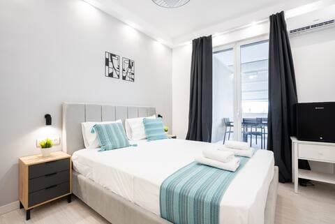 Luxury Penthouse View - Photo 22