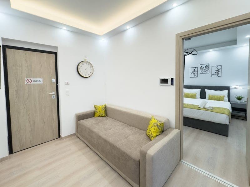 Penthouse - Photo 55